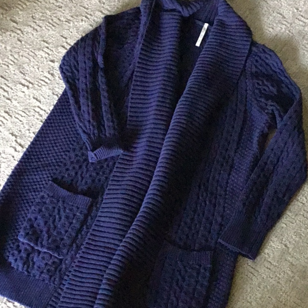 Leo&Nicole Size XL navy Cable knit Cardigan